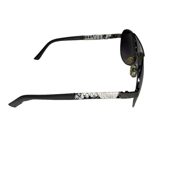 Vince Camuto Woman Sunglasses